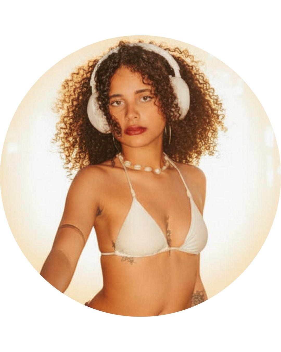 Olhary's — DJ from Fortaleza